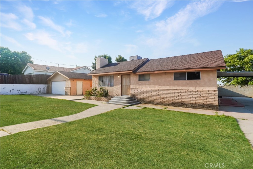 4011 Hillburn Road, Bakersfield, CA 93306