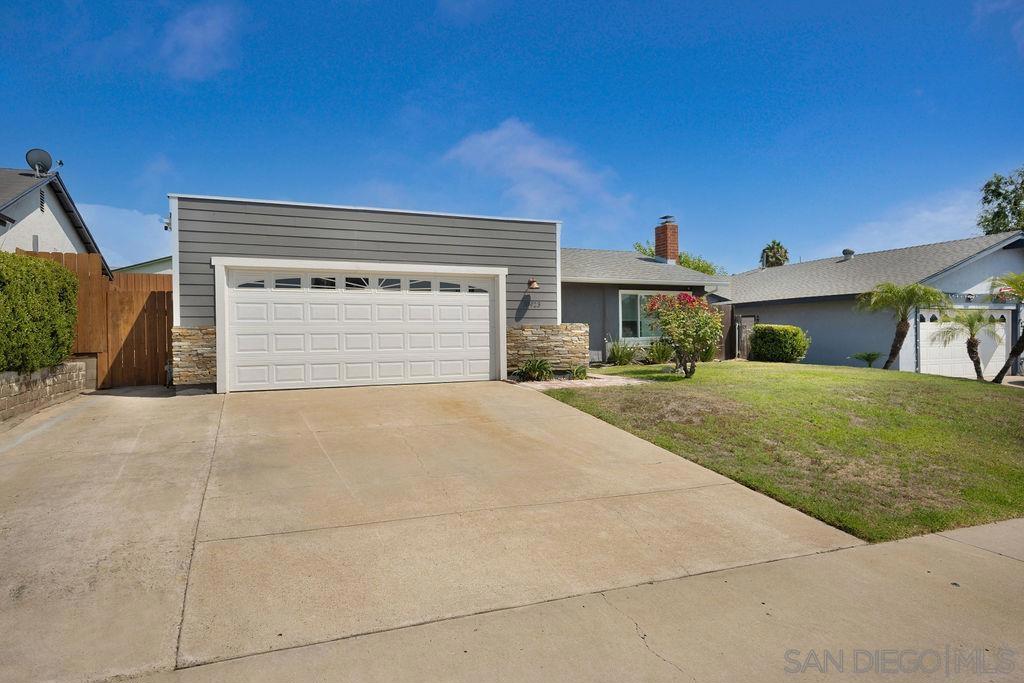 10923 Singletree Ln, Spring Valley, CA 91978