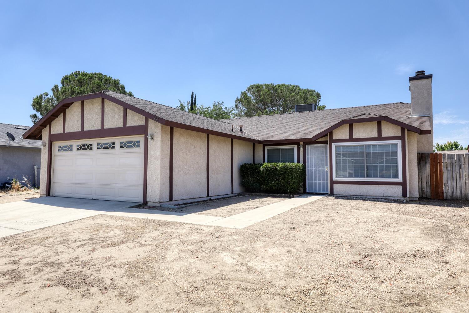 538 E Ave J 9, Lancaster, CA 93535