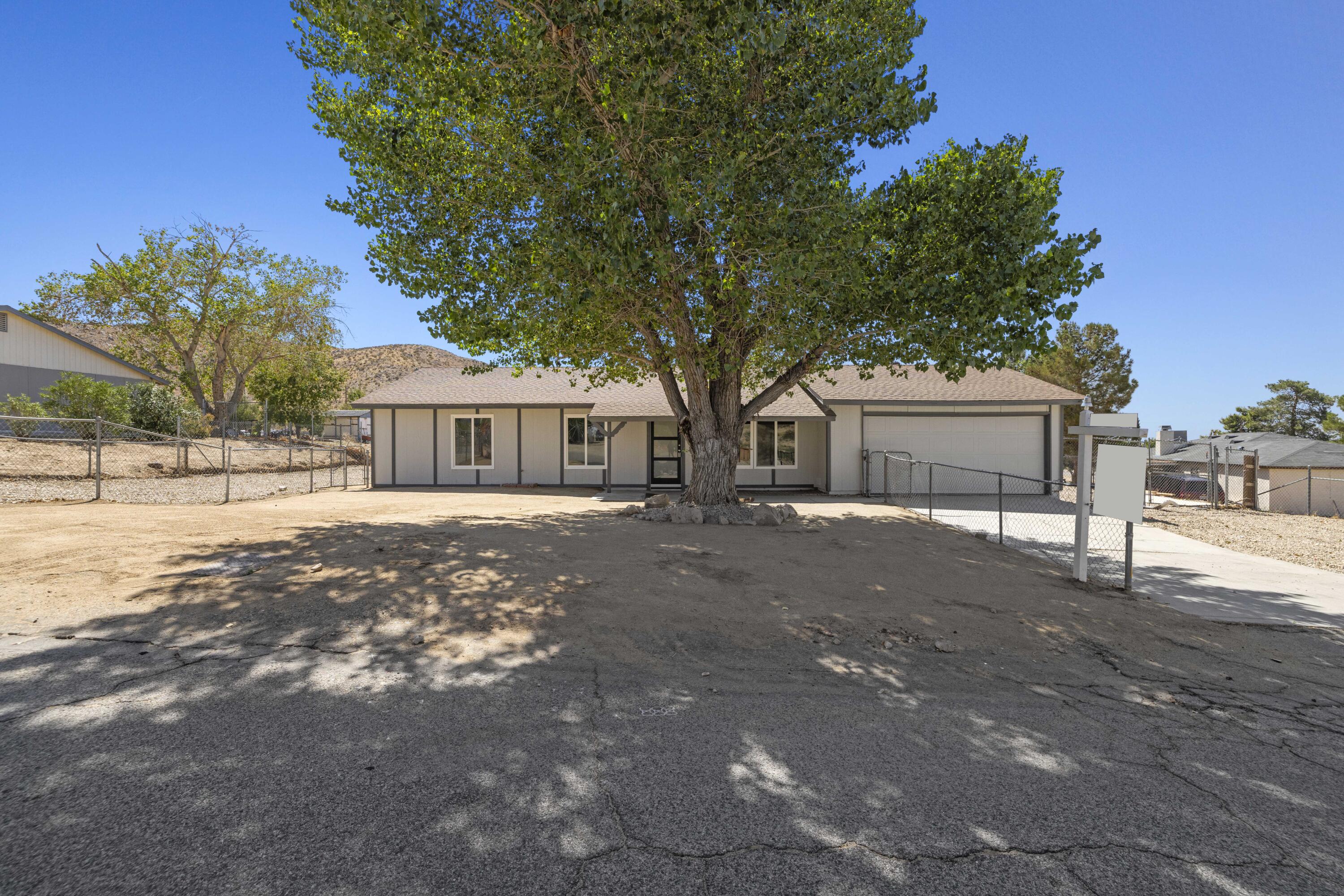 40041 E 164Th Street, Palmdale, CA 93591