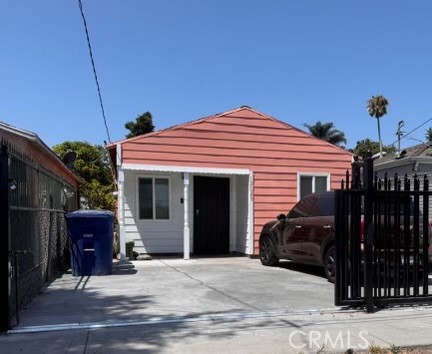 13025 S Penrose Avenue, Compton, CA 90222