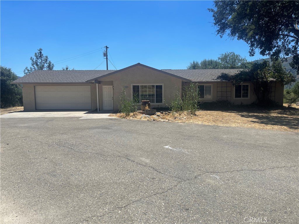 40349 Road 425A, Oakhurst, CA 93644