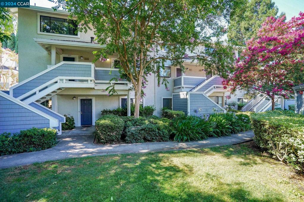 2584 Oak Rd , #224, Walnut Creek, CA 94597