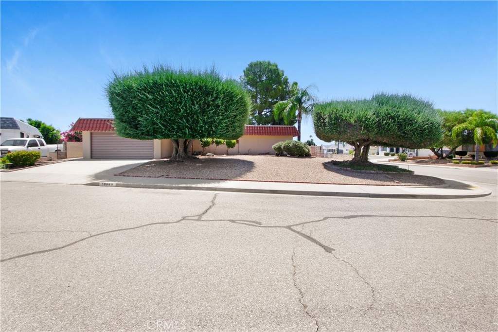 28060 Winthrop Court, Menifee, CA 92586