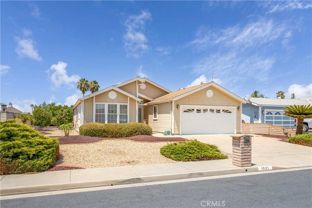 1621 Ailanthus Drive, Hemet, CA 92545