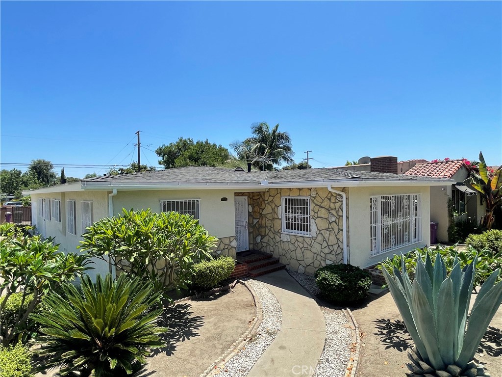 2790 Maine Avenue, Long Beach, CA 90806