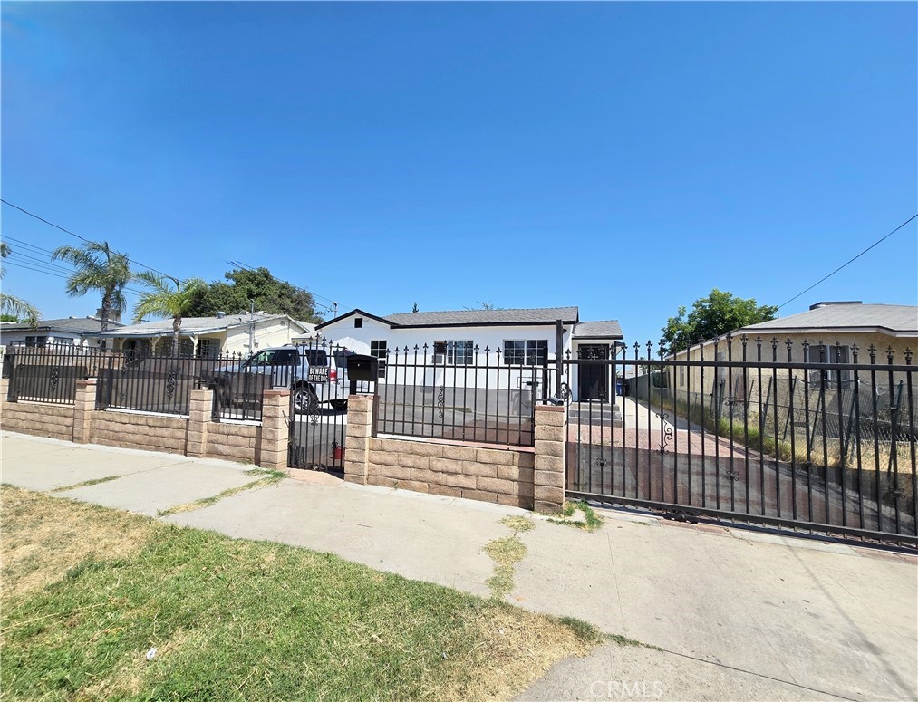 13720 Louvre Street, Pacoima, CA 91331