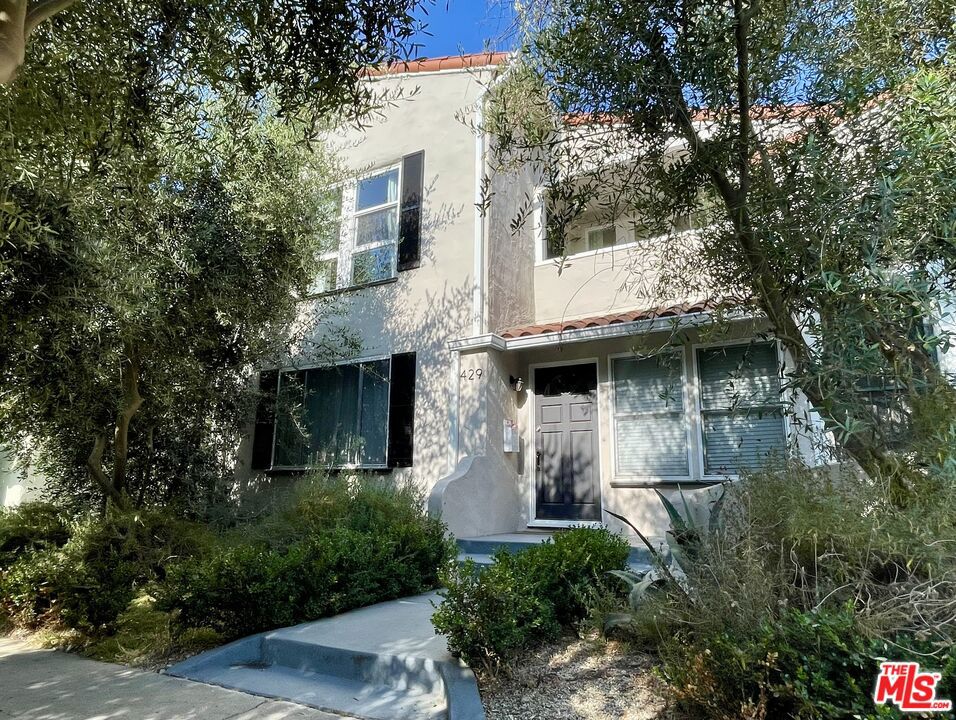 429 N Sierra Bonita Avenue, Los Angeles, CA 90036