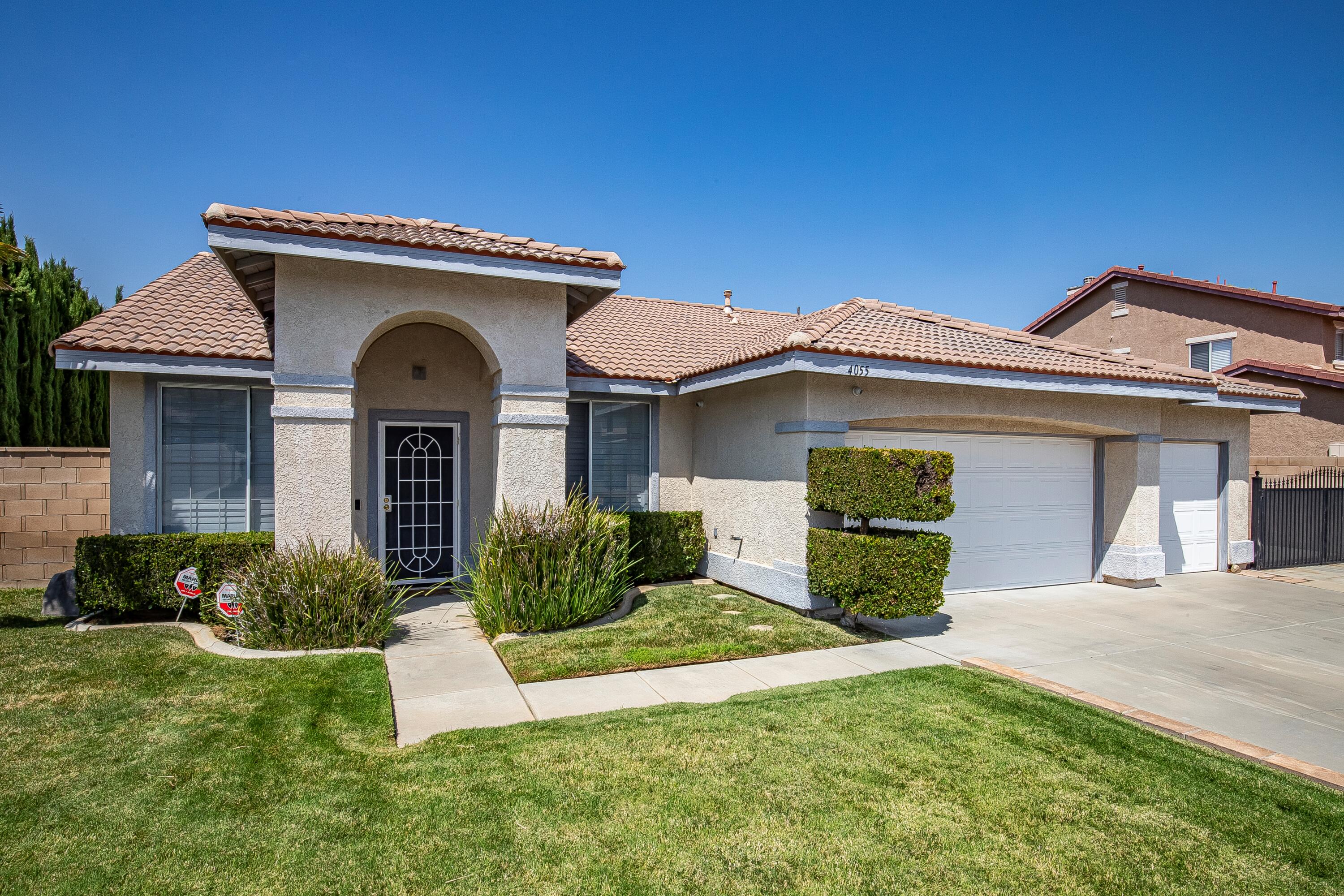 4055 Vitrina Lane, Palmdale, CA 93551