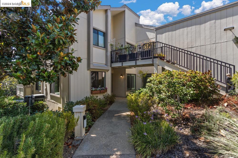 3446 Rossmoor Pkwy , #2, Walnut Creek, CA 94595