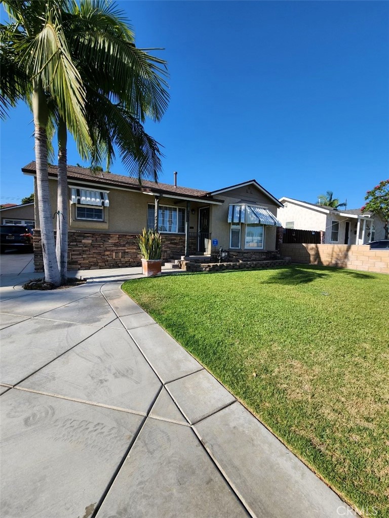 203 W Greenwood Avenue, La Habra, CA 90631