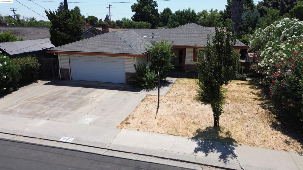 1002 Huntington Dr, Modesto, CA 95350