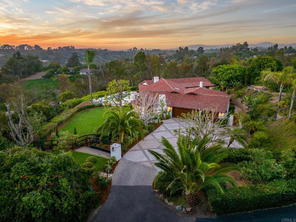 5002 El Acebo, Rancho Santa Fe, CA 92067