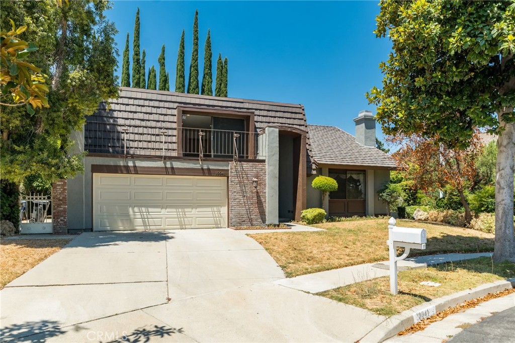 10041 Hanna Avenue, Chatsworth, CA 91311