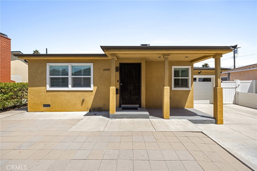 11929 Ratner Street, North Hollywood, CA 91605