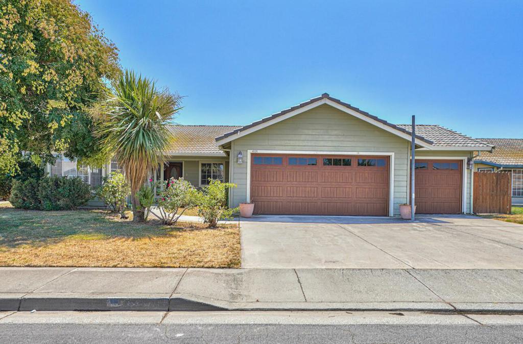 46120 Pine Meadow Drive, King City, CA 93930