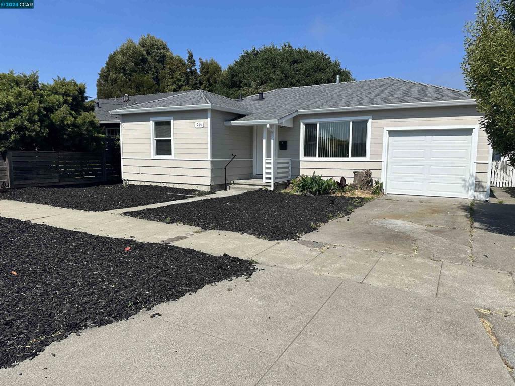 944 Lassen St, Richmond, CA 94805