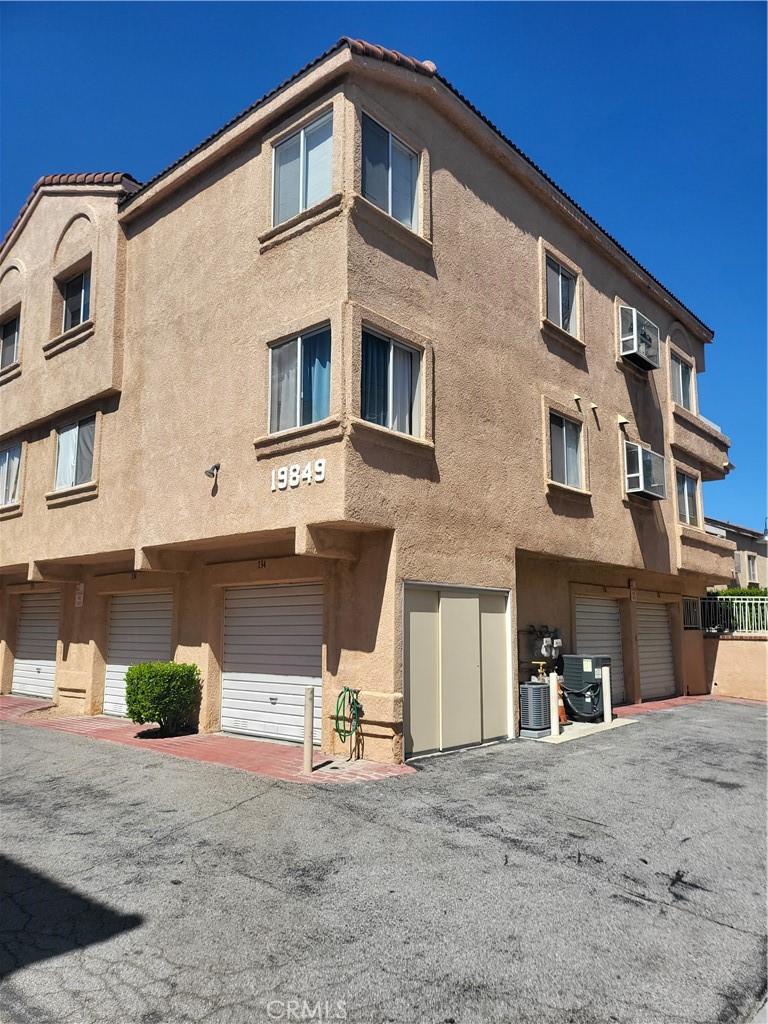 19849 Sandpiper Place, #135, Newhall, CA 91321