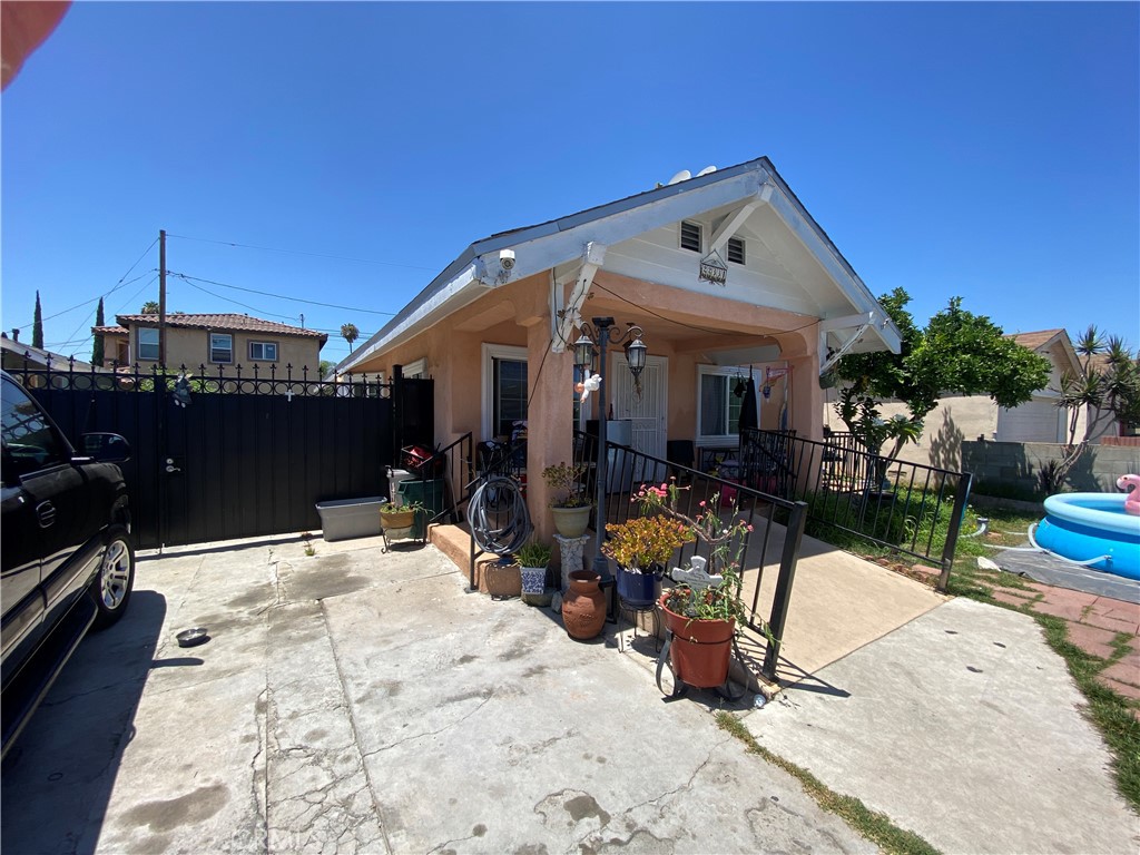 22331 Clarkdale Avenue, Hawaiian Gardens, CA 90716