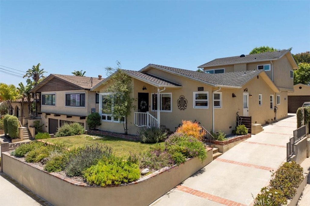 1510 Gates Avenue, Manhattan Beach, CA 90266