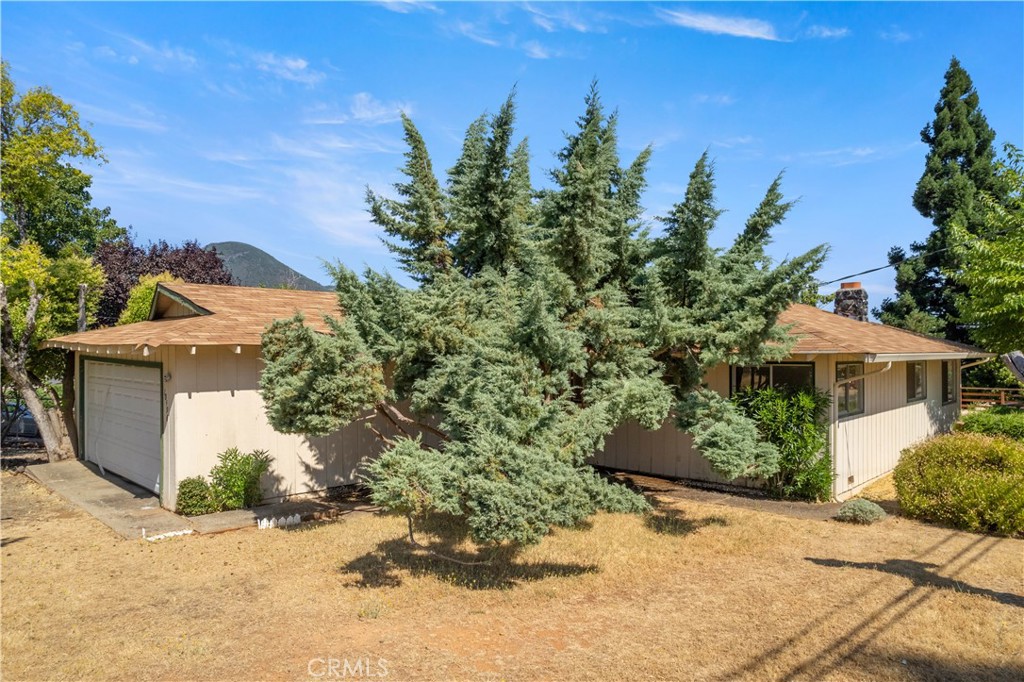 10496 Fairway Place, Kelseyville, CA 95451