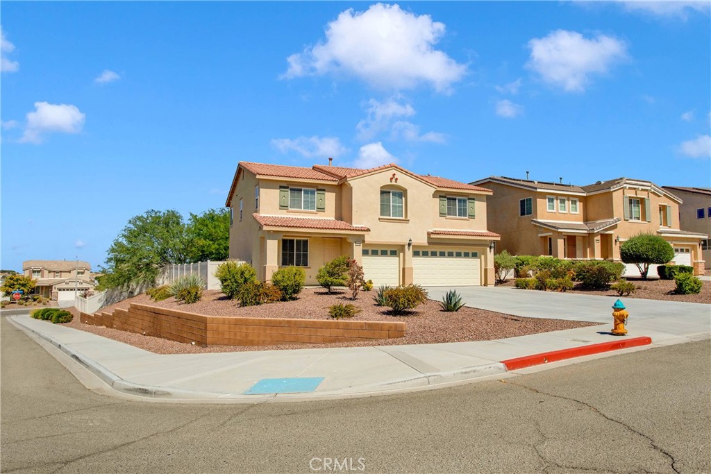 16706 Desert Willow Street, Victorville, CA 92394