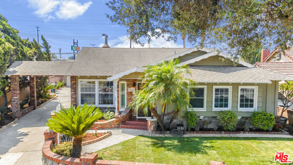 10206 Van Ruiten Street, Bellflower, CA 90706