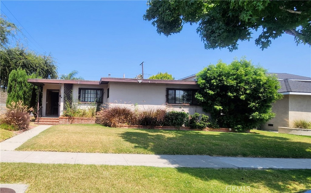 2279 Carfax Avenue, Long Beach, CA 90815