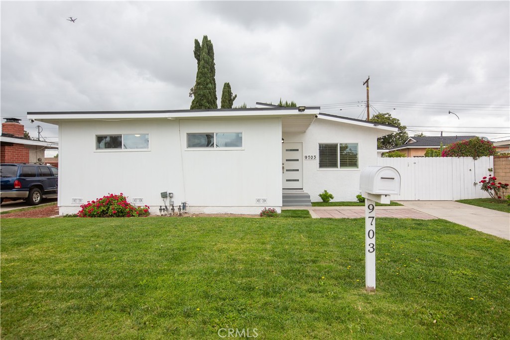 9703 Lanett Avenue, Whittier, CA 90605