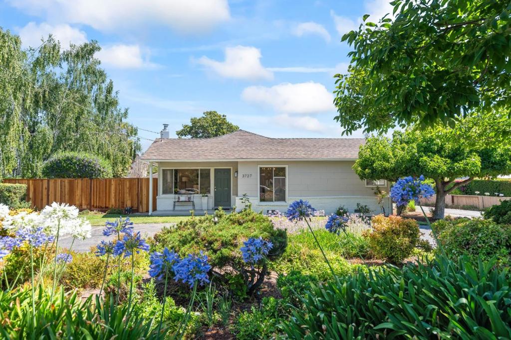 3727 Grove Avenue, Palo Alto, CA 94303