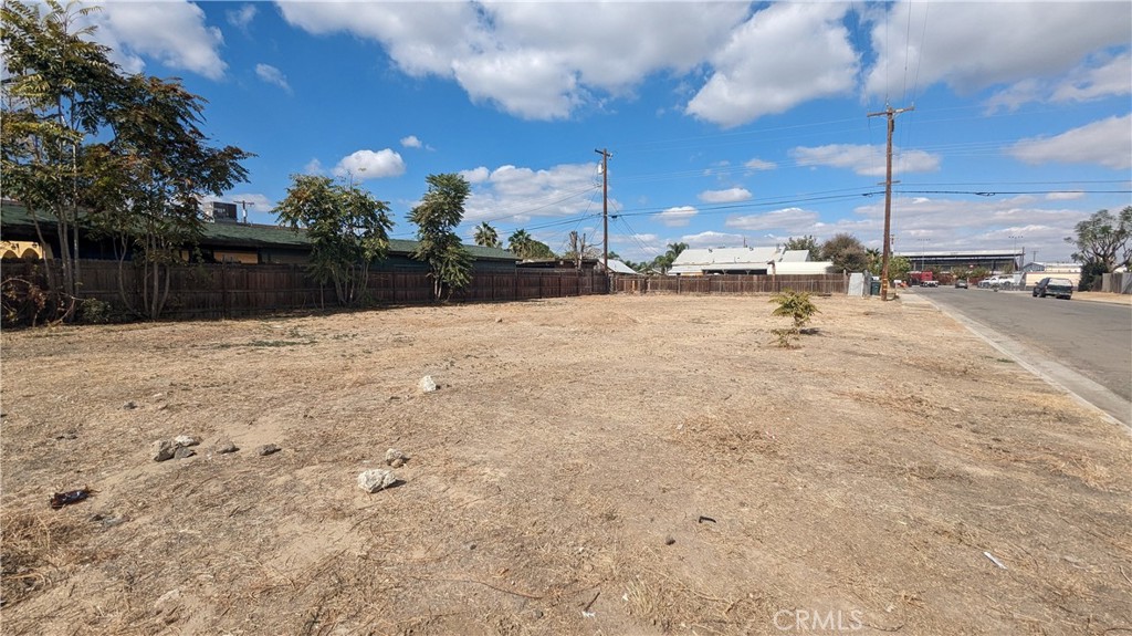 500 Lawson Road | Similar Property Thumbnail