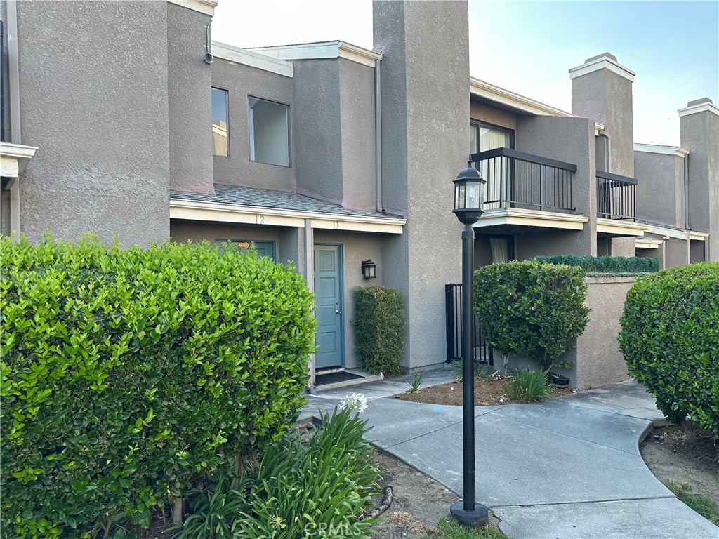 23553 Victory Boulevard, #13, West Hills, CA 91307