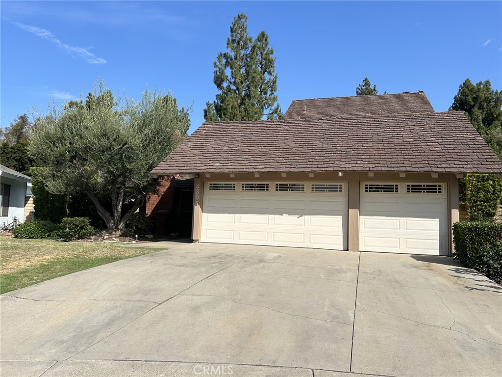 2206 Meadow Lane, Fullerton, CA 92831