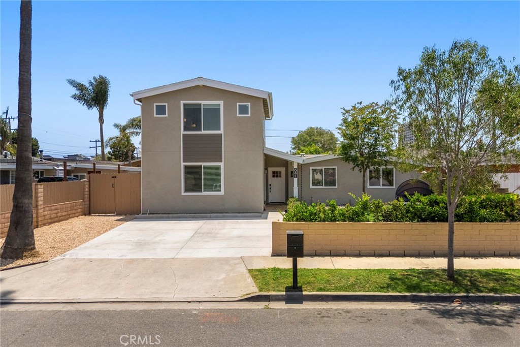 641 Cove Street, Costa Mesa, CA 92627