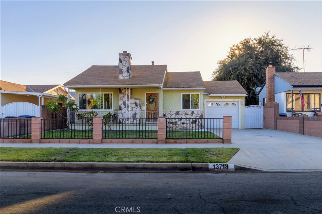 13713 Arlee Avenue, Norwalk, CA 90650