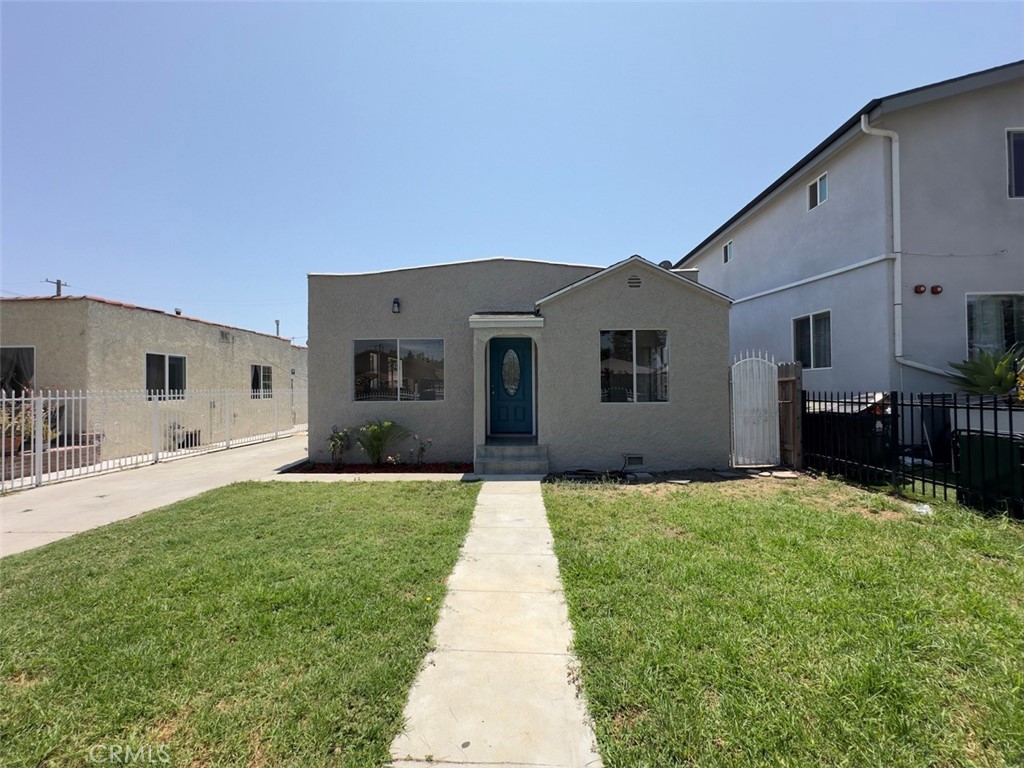 926 E 87Th Place, Los Angeles, CA 90002