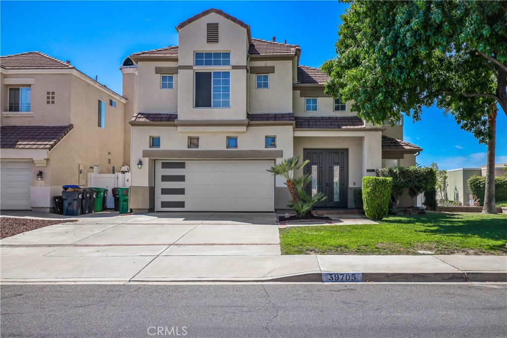 39705 Via Las Palmas, Murrieta, CA 92563