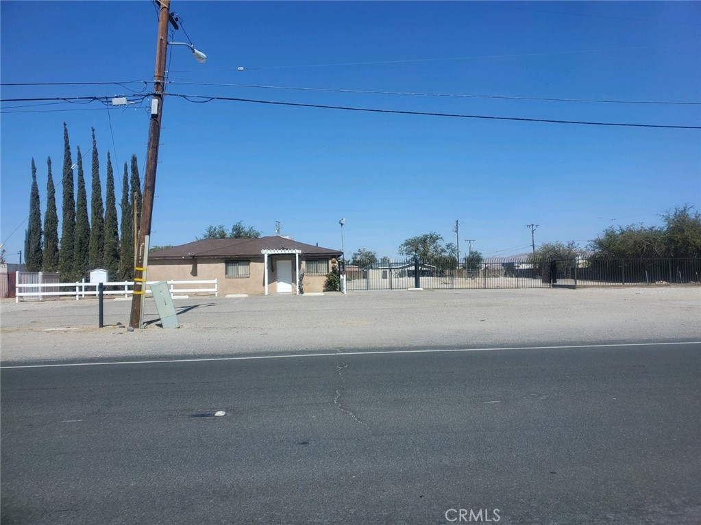 21870 Bear Valley Road, Apple Valley, CA 92308