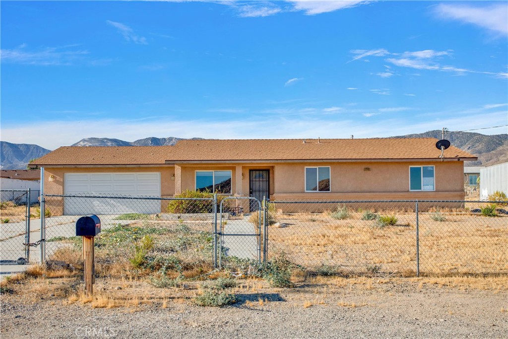 32163 Carnelian Road, Lucerne Valley, CA 92356