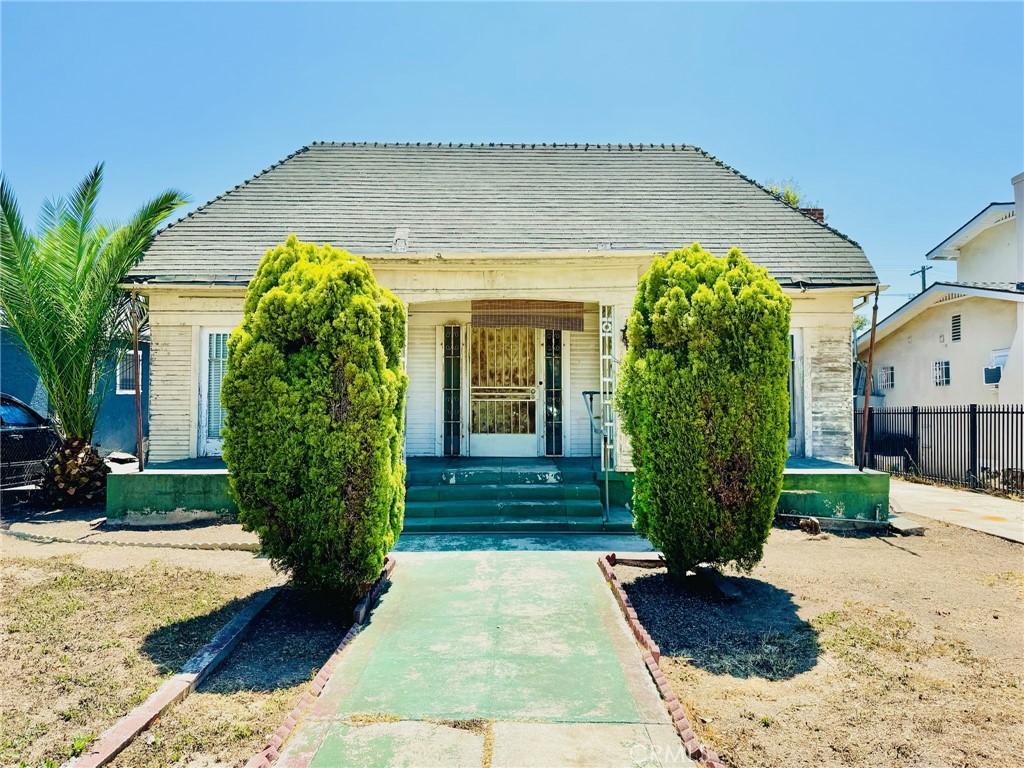 916 S Norton Avenue, Los Angeles, CA 90019