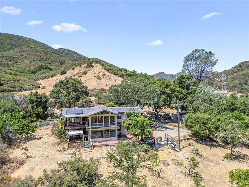 8750 Tassajara Creek Rd., Santa Margarita, CA 93453