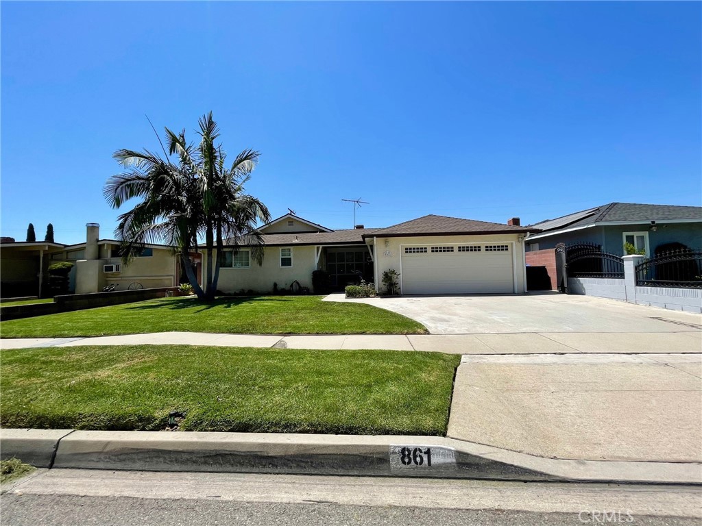 861 Helmsdale Avenue, La Puente, CA 91744