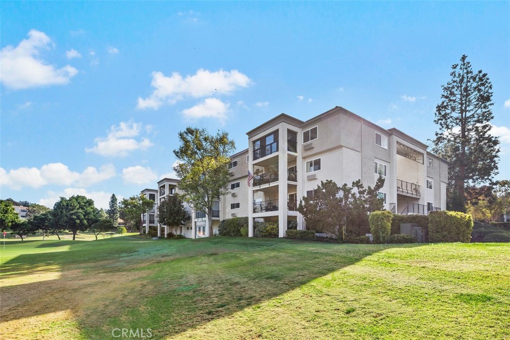 5518 Paseo Del Lago , #2E, Laguna Woods, CA 92637