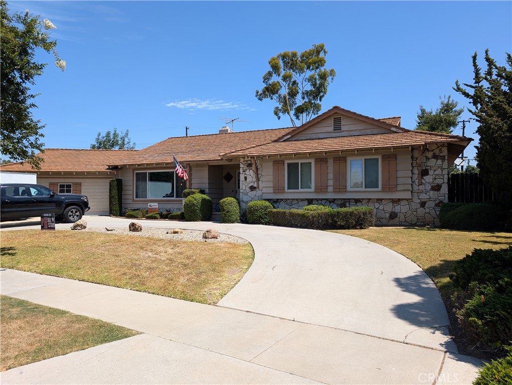 425 El Adobe Place, Fullerton, CA 92835