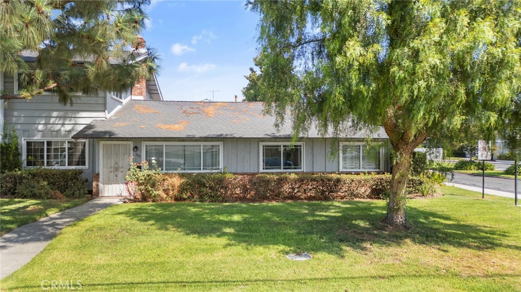 3011 Madison Avenue, Fullerton, CA 92831