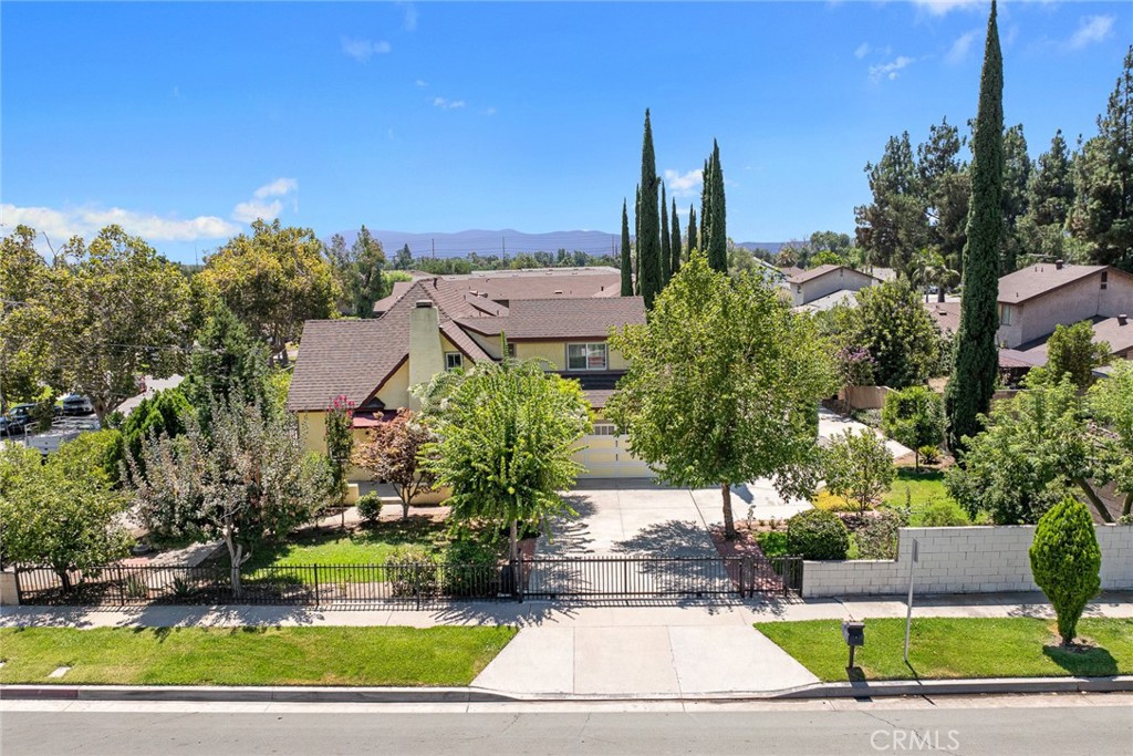 380 W 9Th St, Upland, CA 91786