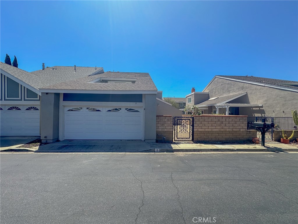 8 Swallowtail, Irvine, CA 92604