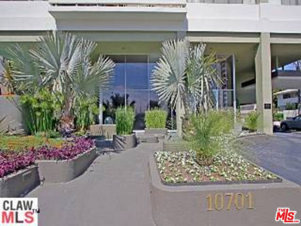 10701 Wilshire Boulevard, #1406, Los Angeles, CA 90024