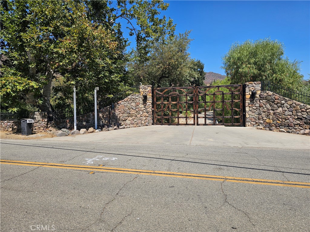 2972 Triunfo Canyon Road, Agoura Hills, CA 91301