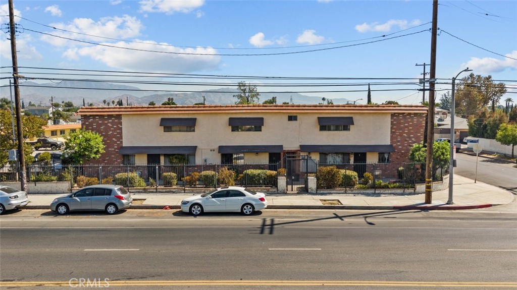 7904 Laurel Canyon Boulevard, #3, North Hollywood, CA 91605